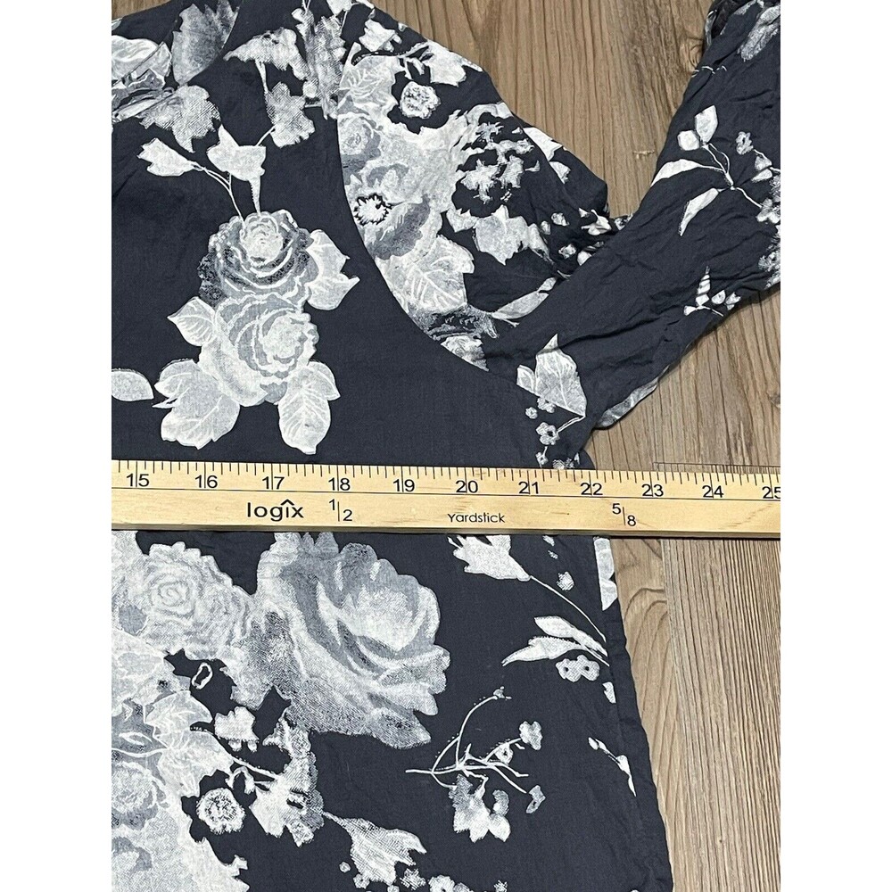 Soft Surroundings Womens Size L Blue Tuberosa Floral Blouse Roll Tab Sleeve - Picture 7 of 10